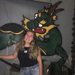 Meet your Posher, Jessica